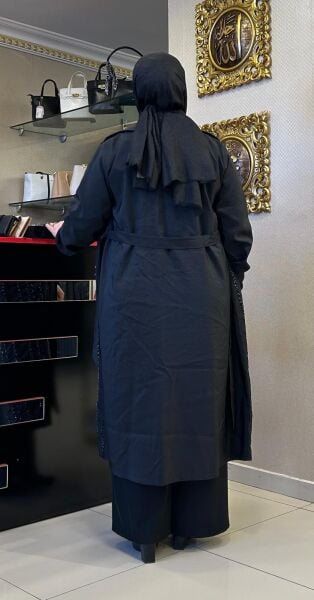 ÖNÜ BONCUK İŞLEMELİ YAKALI KAP/ FUAT GÜRŞEN