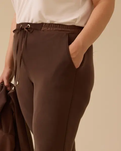 B. BEDEN KAPÜŞONLU FERMUARLI KAP-PANTOLON TAKIM /SEÇİL