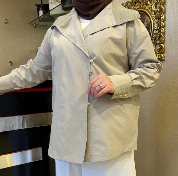 YAKA VE DÜĞME DTY. GÖMLEK-CEKET/ GHISA