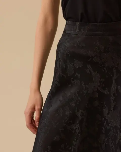 KENDİNDEN DESENLİ JAKAR KUMAŞ ETEK CEKET/ SEÇİL