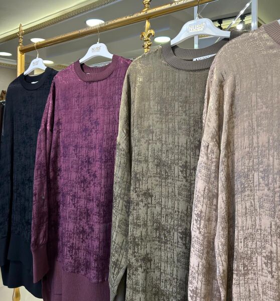 KENDİNDEN IŞILTILI DESENLİ RAYON TUNİK /NUSS