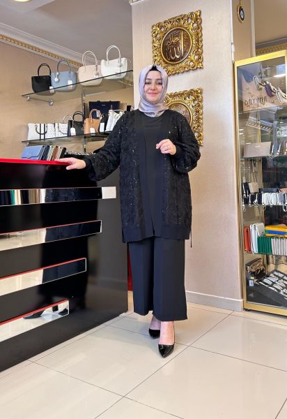 GHİSA/ ÇİÇEK İŞLEMELİ HIRKA