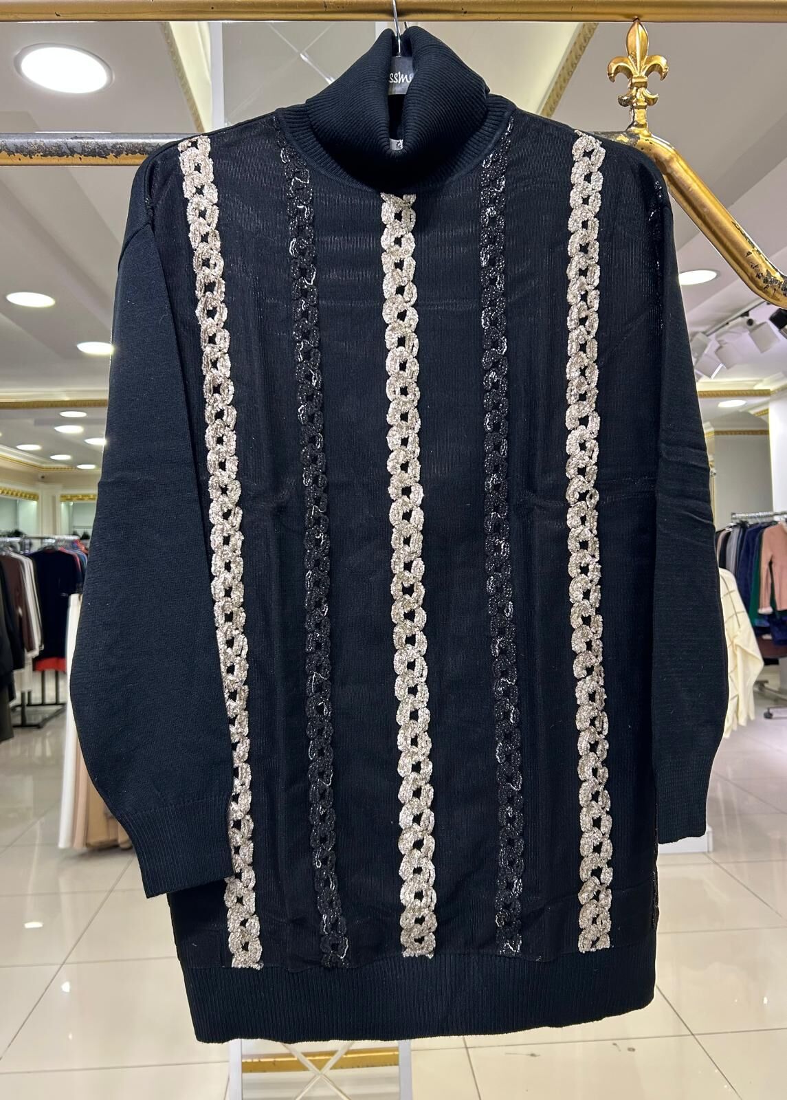 BALIKÇI YAKA ÜZERİ İŞLEMELİ TRİKO TUNİK/ TIĞTRİKO