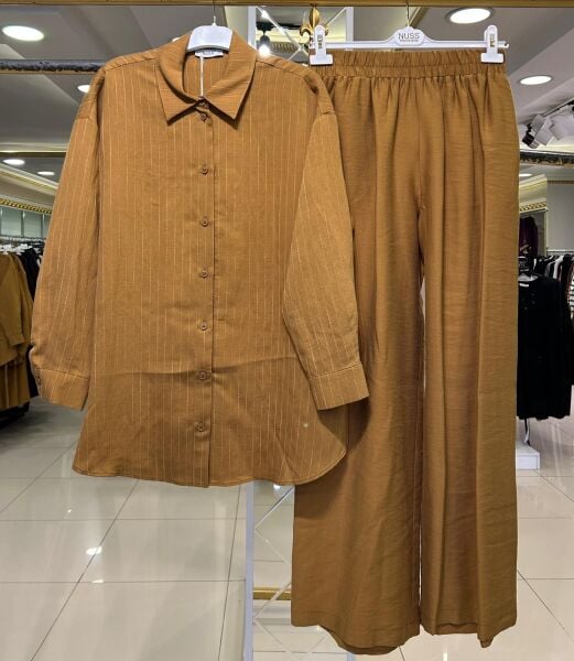 GÖMLEĞİ ÇİZGİLİ TENSEL KUMAŞ TAKIM/ NUSS