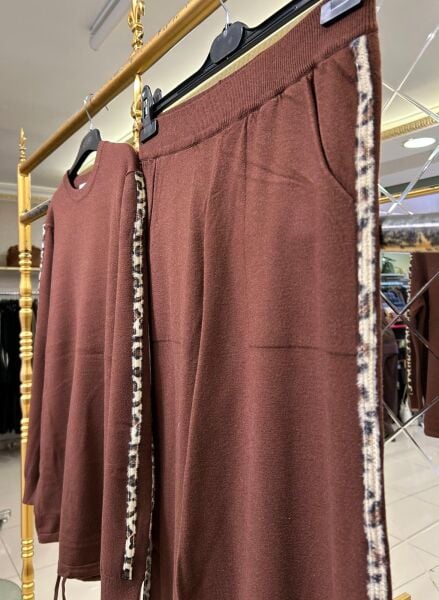 LEOPAR ŞERİT DETAYLI TRİKO TAKIM/ TIĞTRİKO