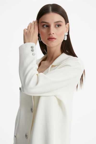 KRUVAZE YAKA RAYON HIRKA EKRU/TIĞTRİKO