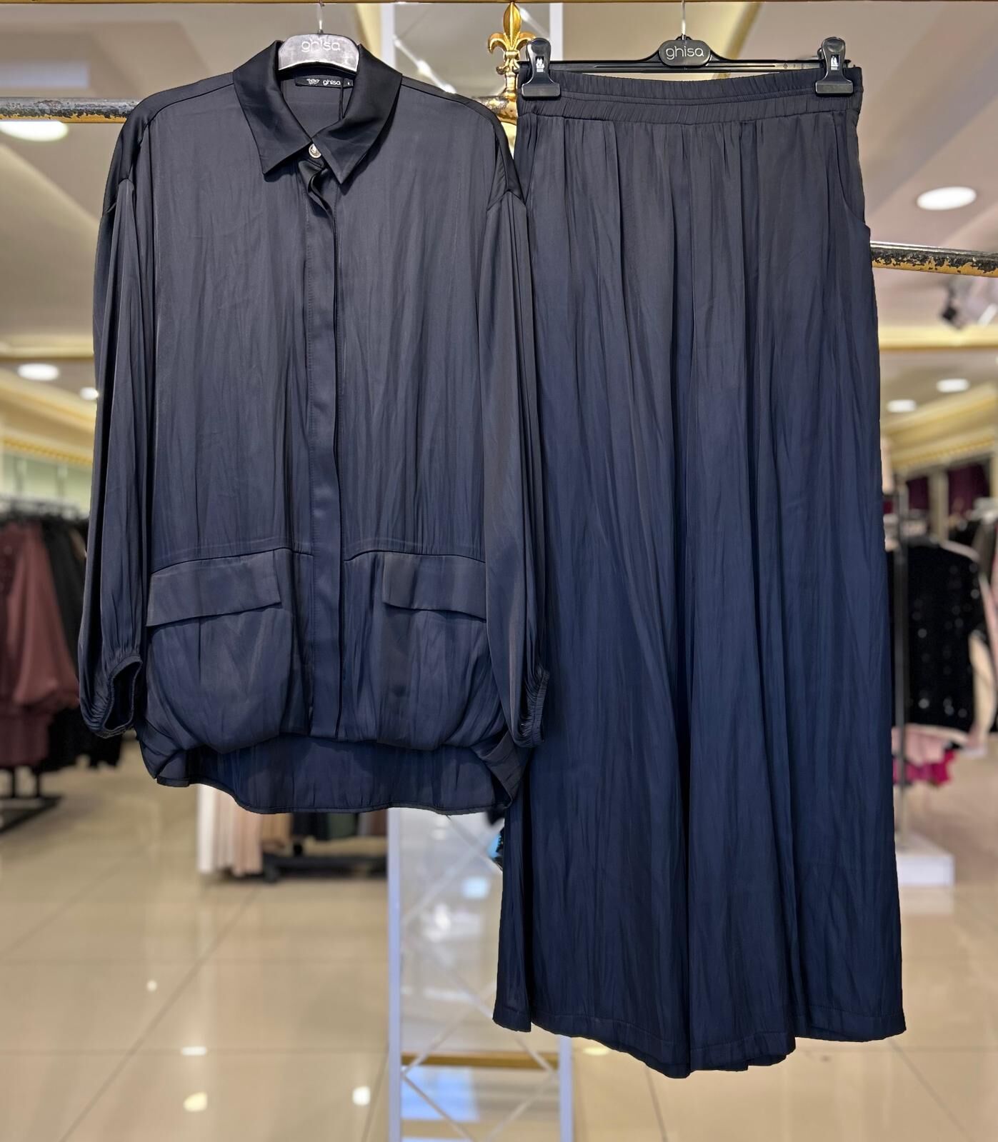 CEP DTY. İPEK SATEN PANTOLONLU TAKIM/ GHISA