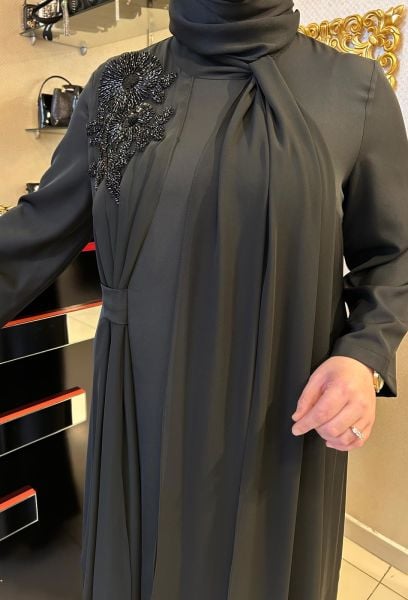 ﻿OMUZU İŞLEMELİ YAKA BAĞLAMALI ELBİSE/MÜSEMMA