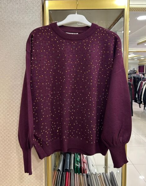 ÜZERİ TAŞ İŞLEMELİ TRİKO KAZAK/ TIĞTRİKO