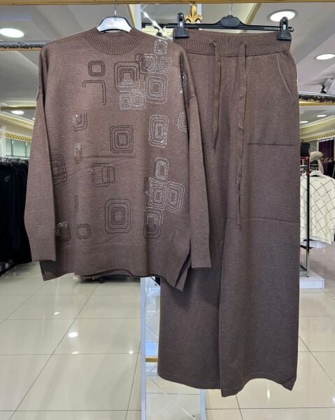 TAŞ İŞLEMELİ TRİKO KUMAŞ TAKIM/ TIĞTRİKO