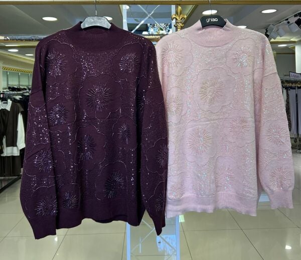 ÜZERİ PUL VE BONCUK İŞLEMELİ /TIĞTRİKO 