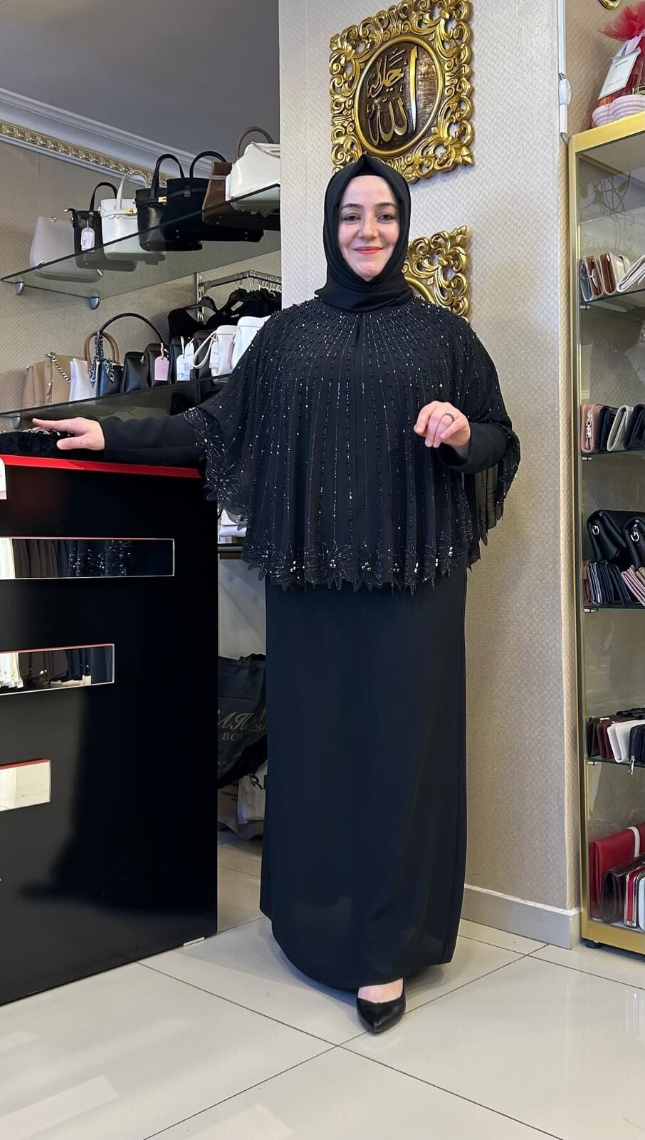 BONCUK VE TAŞ DTY. PELERİNLİ ABİYE ELBİSE /TASVİR