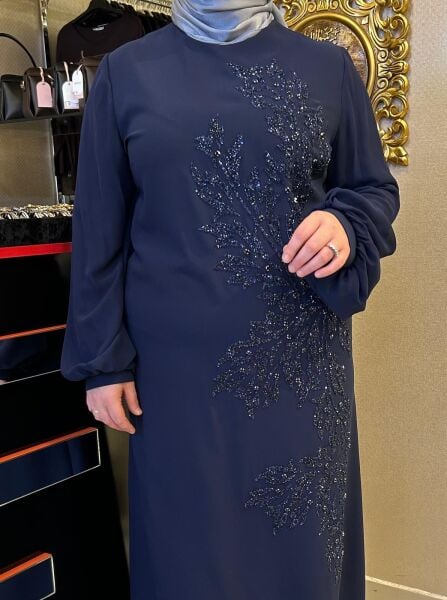 KOLLARI ŞİFON TAŞ İŞLEMELİ ABİYE ELBİSE /TASVİR