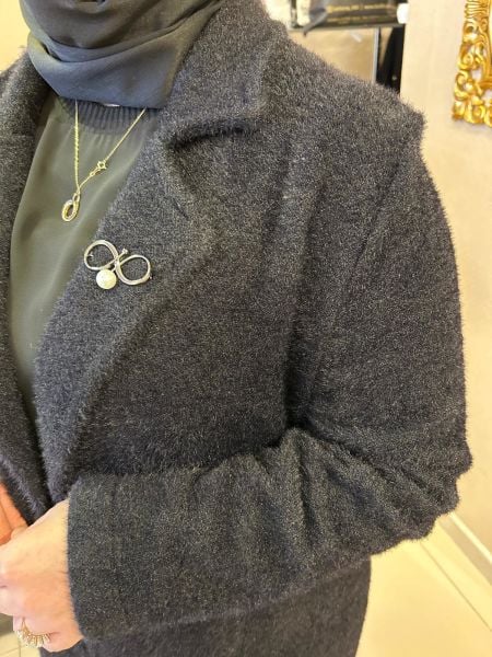 SİYAH BROŞ DTY. YUMOŞ HIRKA/MÜSEMMA