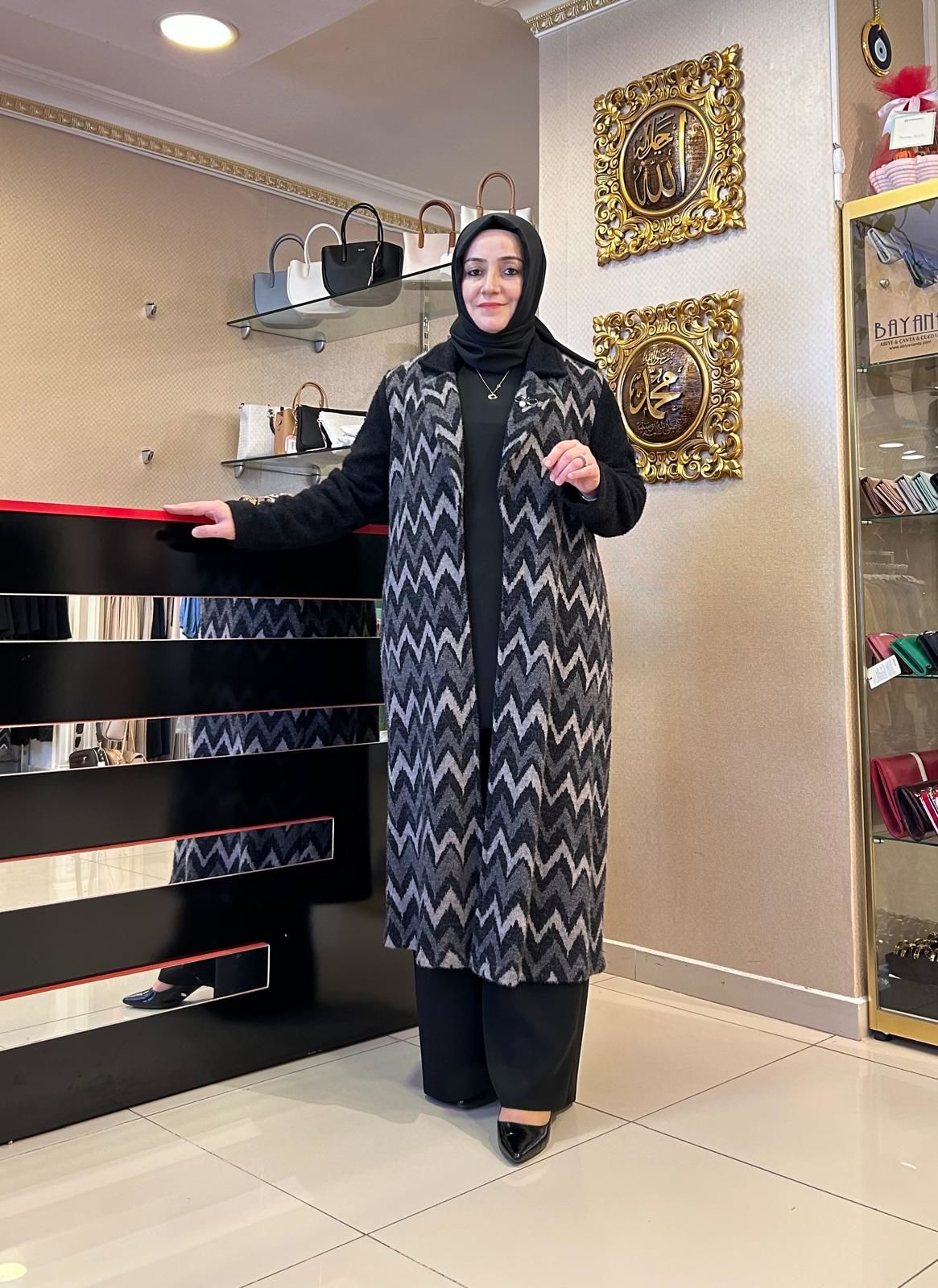 ZİKZAK DESENLİ YUMOŞ HIRKA/MÜSEMMA