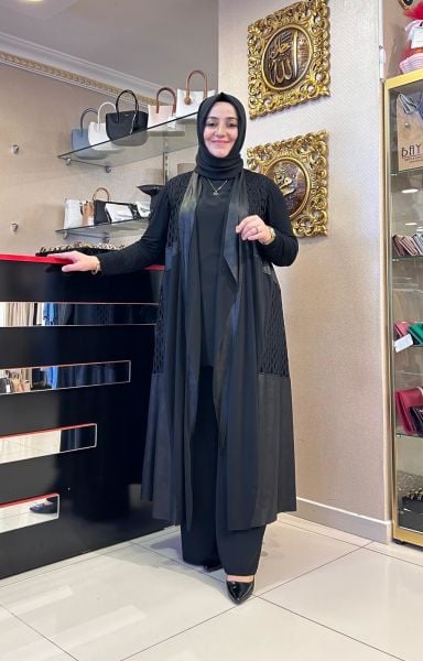 DELİK VE DERİ DTY. YELEK/NURCAN ÇETİN