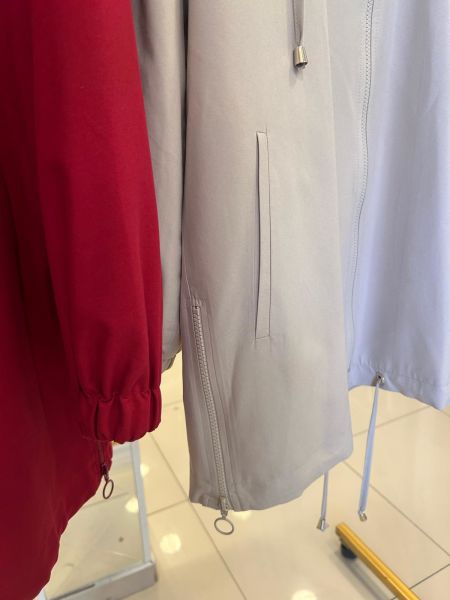 NAKIŞ DETAYLI KAPÜŞONLU TRENÇ/SEÇİL