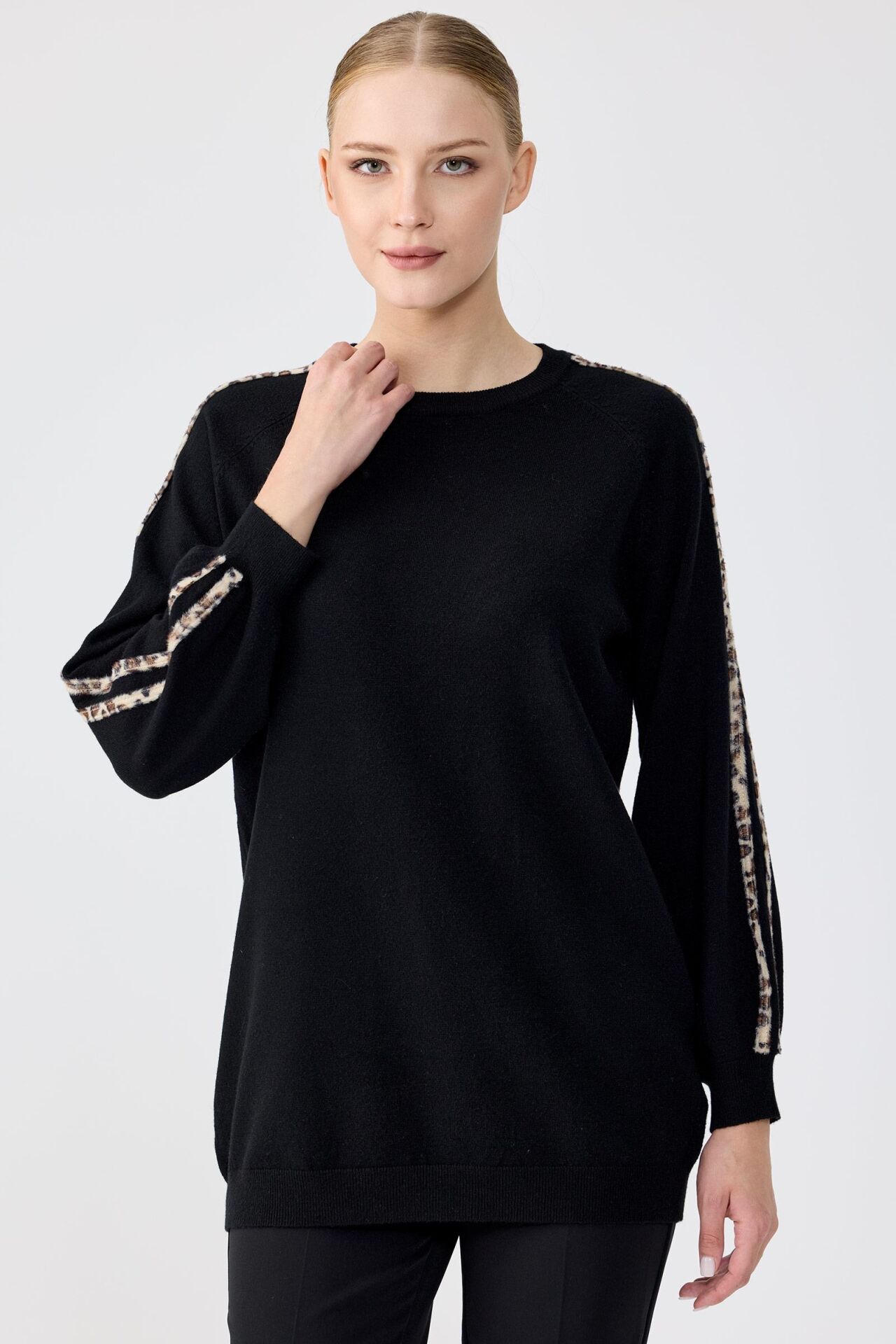 KOLLARI LEOPAR DTY. YUMOŞ KAZAK /TIĞTRİKO 