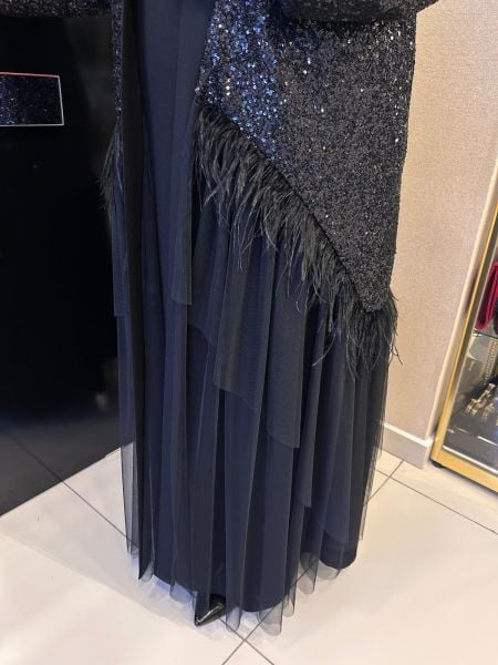 ﻿ÜZERİ PUL İŞLEMELİ TÜY DTY. ABAYA TAKIM/ NURCAN ÇETİN