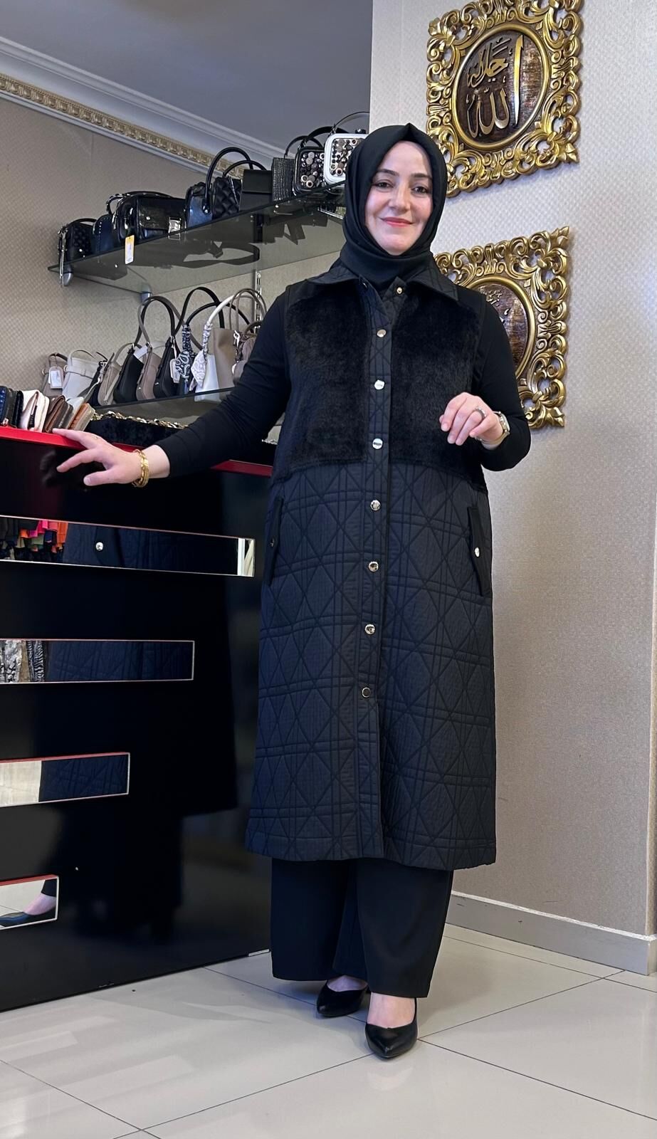 KÜRK DETAYLI KAPİTONE YELEK/BEHREM