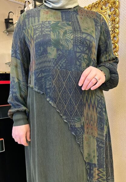 KENDİNDEN DESENLİ İPEK CUPRA ELBİSE /DEFRİNA