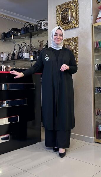 GÖĞSÜ BONCUK İŞLEMELİ HIRKA /NURCAN ÇETİN