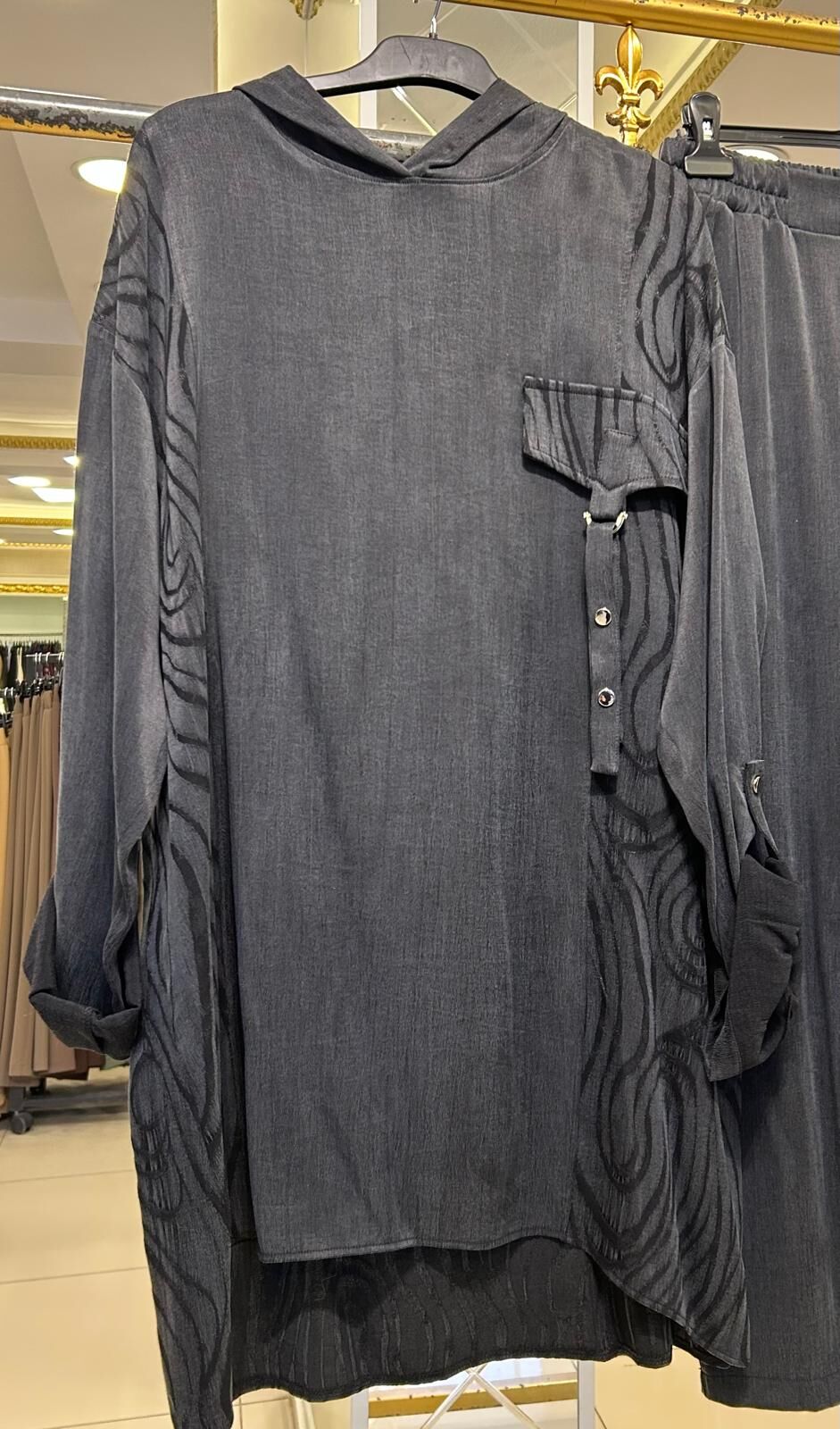 KENDİNDEN DESENLİ KAPÜŞONLU TUNİK PANTOLON TAKIM / TIĞTRİKO