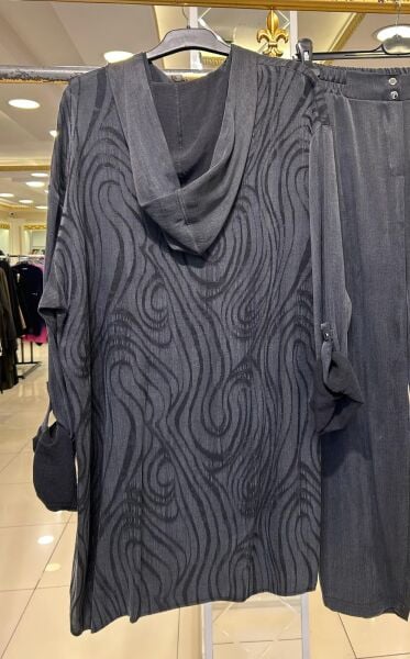 KENDİNDEN DESENLİ KAPÜŞONLU TUNİK PANTOLON TAKIM / TIĞTRİKO