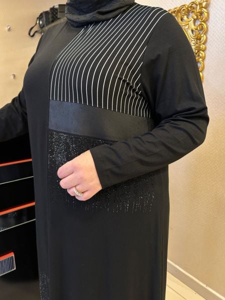 ﻿ÇİZGİ VE TAŞ İŞLEMELİ PENYE ELBİSE/ BELGİN