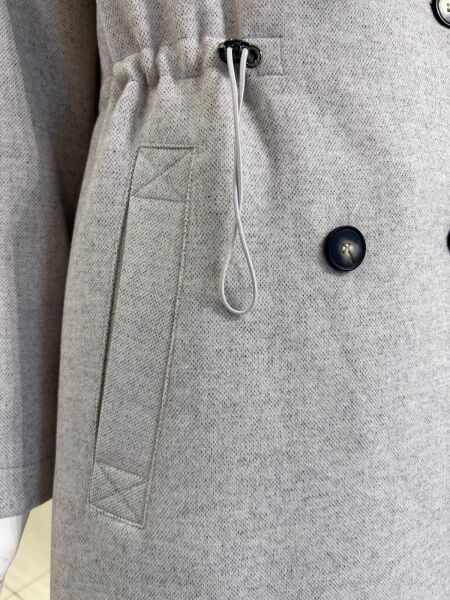 YAKASI KÜRKLÜ KAŞE VE KAPİTONE KOMBİNLİ KABAN /TRENÇ