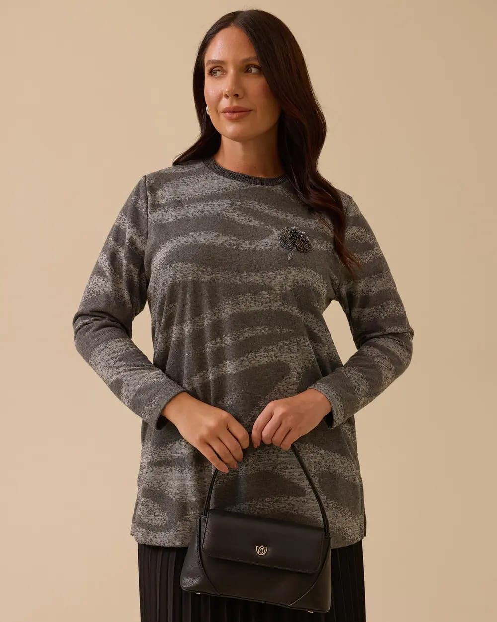 B. BEDEN BONCUK İŞLEMELİ DESENLİ BLUZ 4002 /SEÇİL