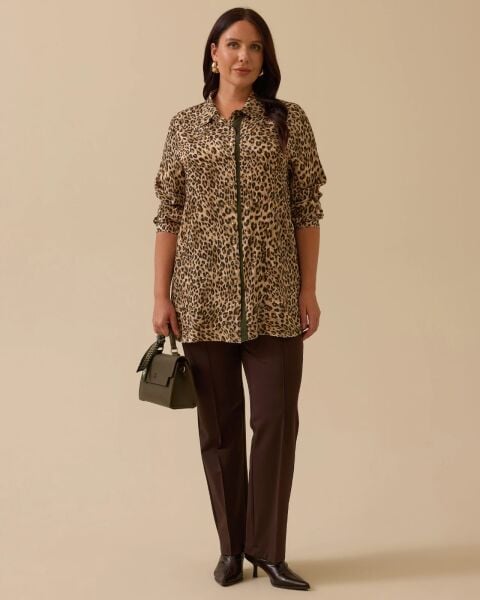 ﻿B. BEDEN LEOPAR DESENLİ DÜĞMELİ GÖMLEK 4012 /SEÇİL