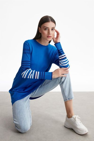 KOLLARI ÇİZGİLİ BASİC RAYON TRİKO TUNİK MAVİ/ TIĞTRİKO