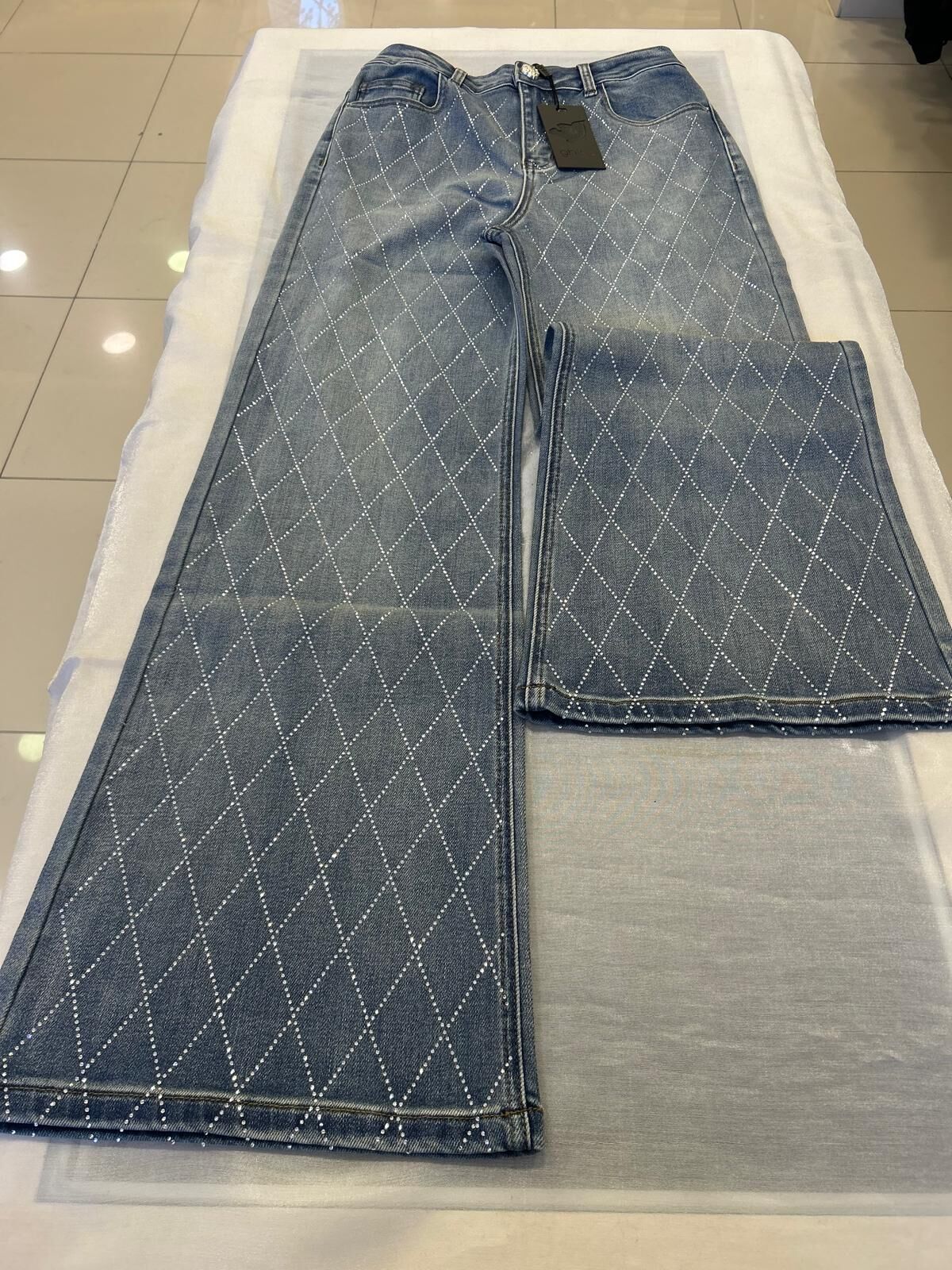 ÖNÜ TAŞ İŞLEMELİ İSPANYOL PAÇA KOT PANTOLON/GHISA