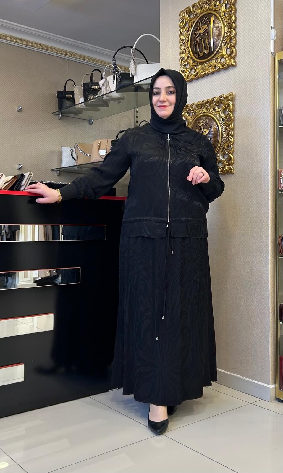 KENDİNDEN DESENLİ BAĞLAMA DTY. SATEN  TAKIM/ DEFRİNA