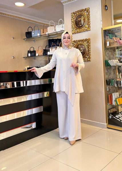 PİLE DETAYLI PANTOLONLU TAKIM/ NUSS