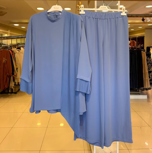 PİLE DETAYLI PANTOLONLU TAKIM/ NUSS