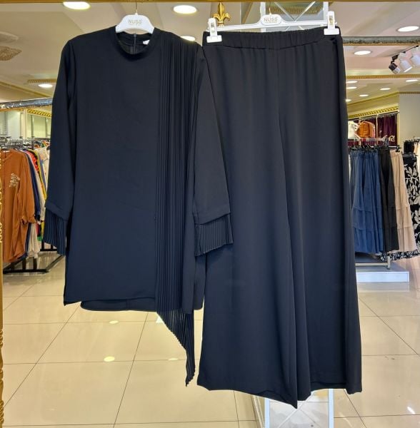 PİLE DETAYLI PANTOLONLU TAKIM/ NUSS
