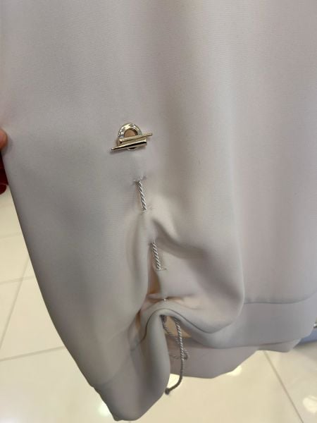 ﻿İP VE DÜĞME DTY. KAPÜŞONLU PANTOLONLU TAKIM/GHISA