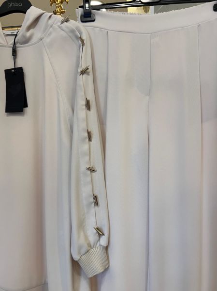 ﻿İP VE DÜĞME DTY. KAPÜŞONLU PANTOLONLU TAKIM/GHISA