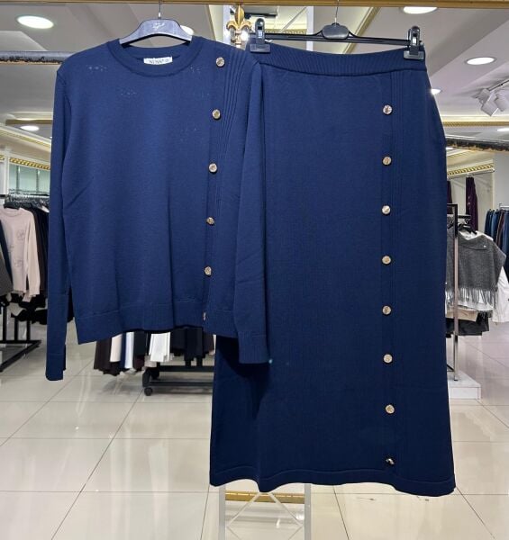 BLUZ VE ETEĞİ DÜĞME DTY. MERSERİZE TAKIM/ NUSS 704
