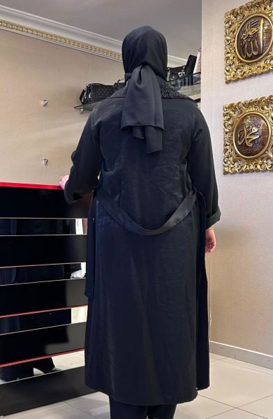 YAKASI İŞLEME DETAYLI TENSEL TRENÇ/NURCAN ÇETİN