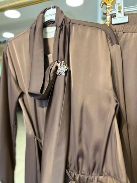 ŞİRA AKSESUAR DTY. SATEN TAKIM/ THREE LIGHT