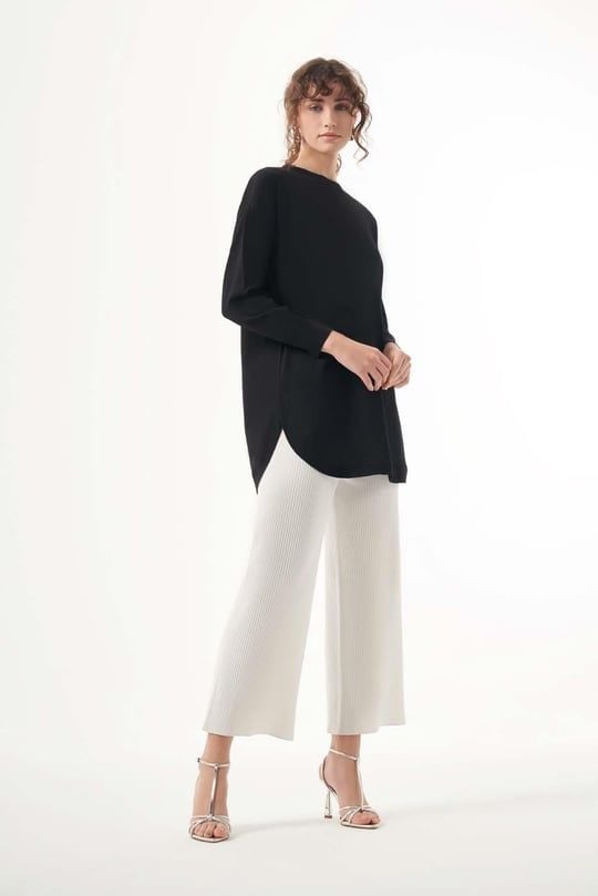 ﻿ETEK UCU OVAL YIRTMAÇ DTY. TUNİK/ NUSS