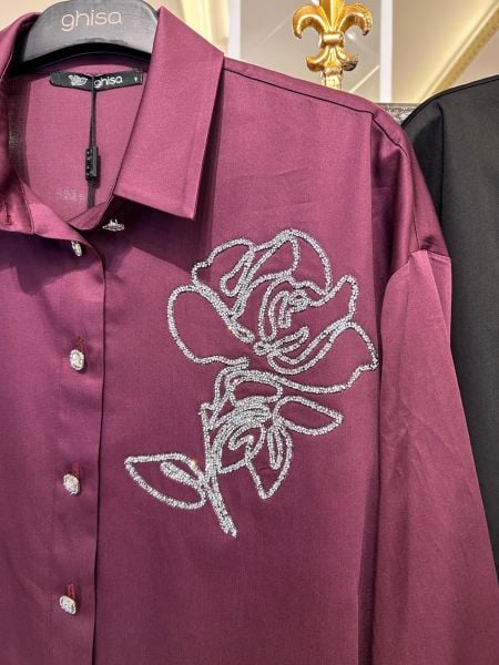 GÖĞSÜ TAŞ İŞLEMELİ DÜĞME DTY. GÖMLEK/GHISA